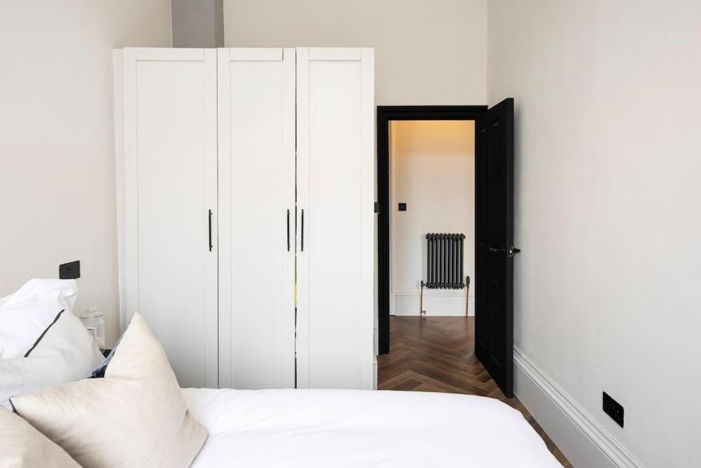 High End Free Parking Wifi Balcony Ensuite Cheltenham Zewnętrze zdjęcie