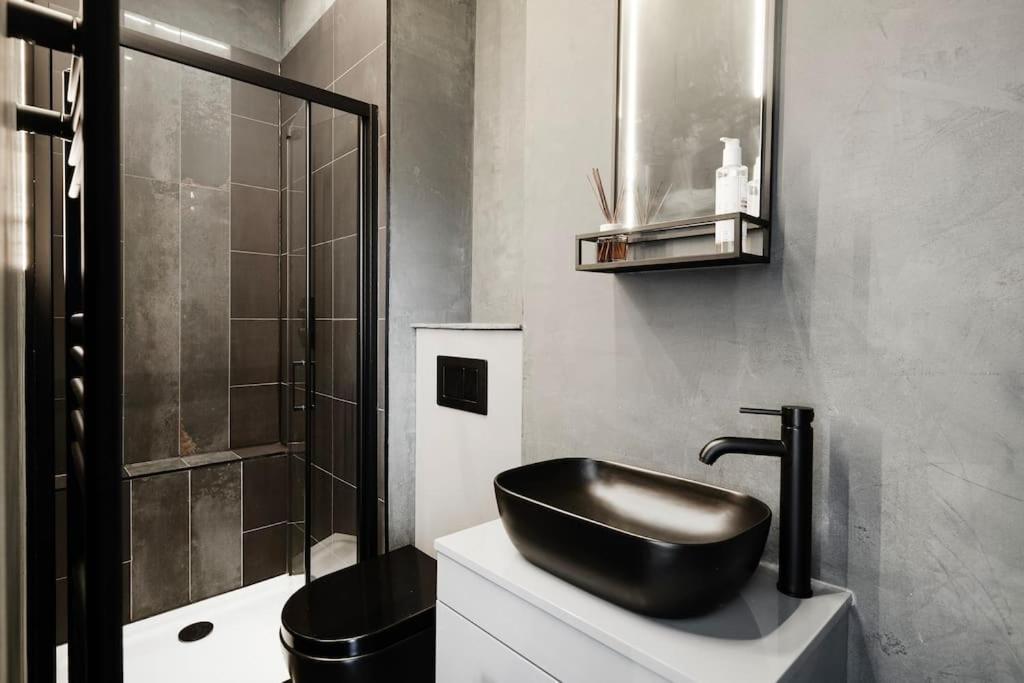 High End Free Parking Wifi Balcony Ensuite Cheltenham Zewnętrze zdjęcie